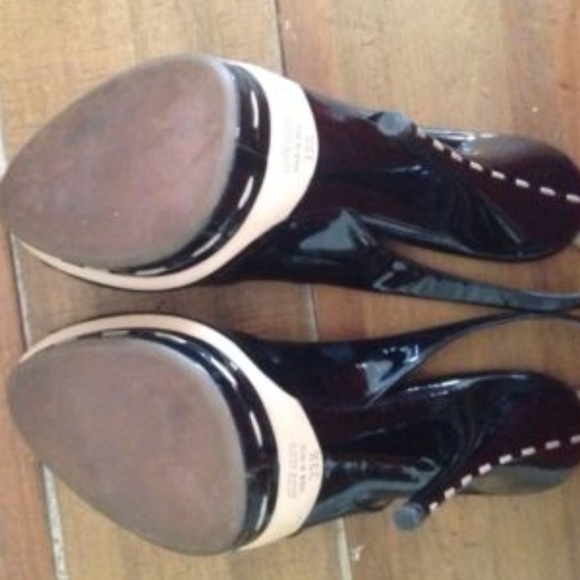 39.5 MIU MIU BY PRADA PATENT LEATHER PLATFORM - Picture 3 of 3